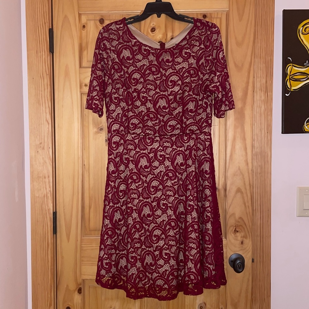 Beautiful dress worn at wedding rehearsal, worn once, perfect condition!